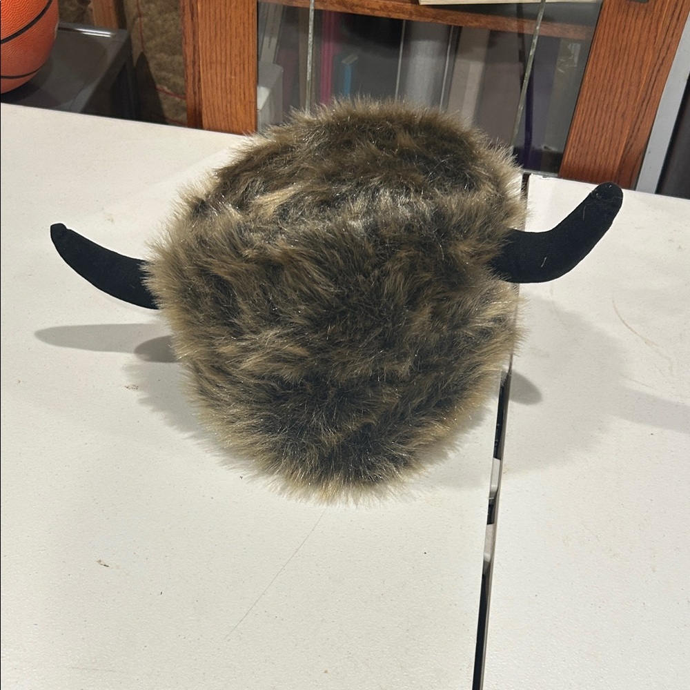 Men's Faux Fur Viking Horn Hat - Brown